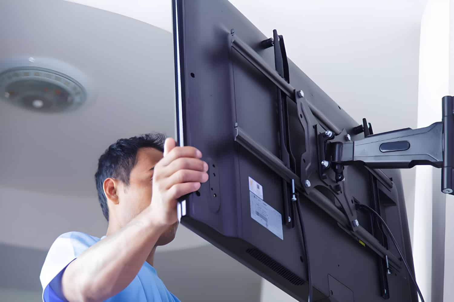 Attach the Mount to mount a tv